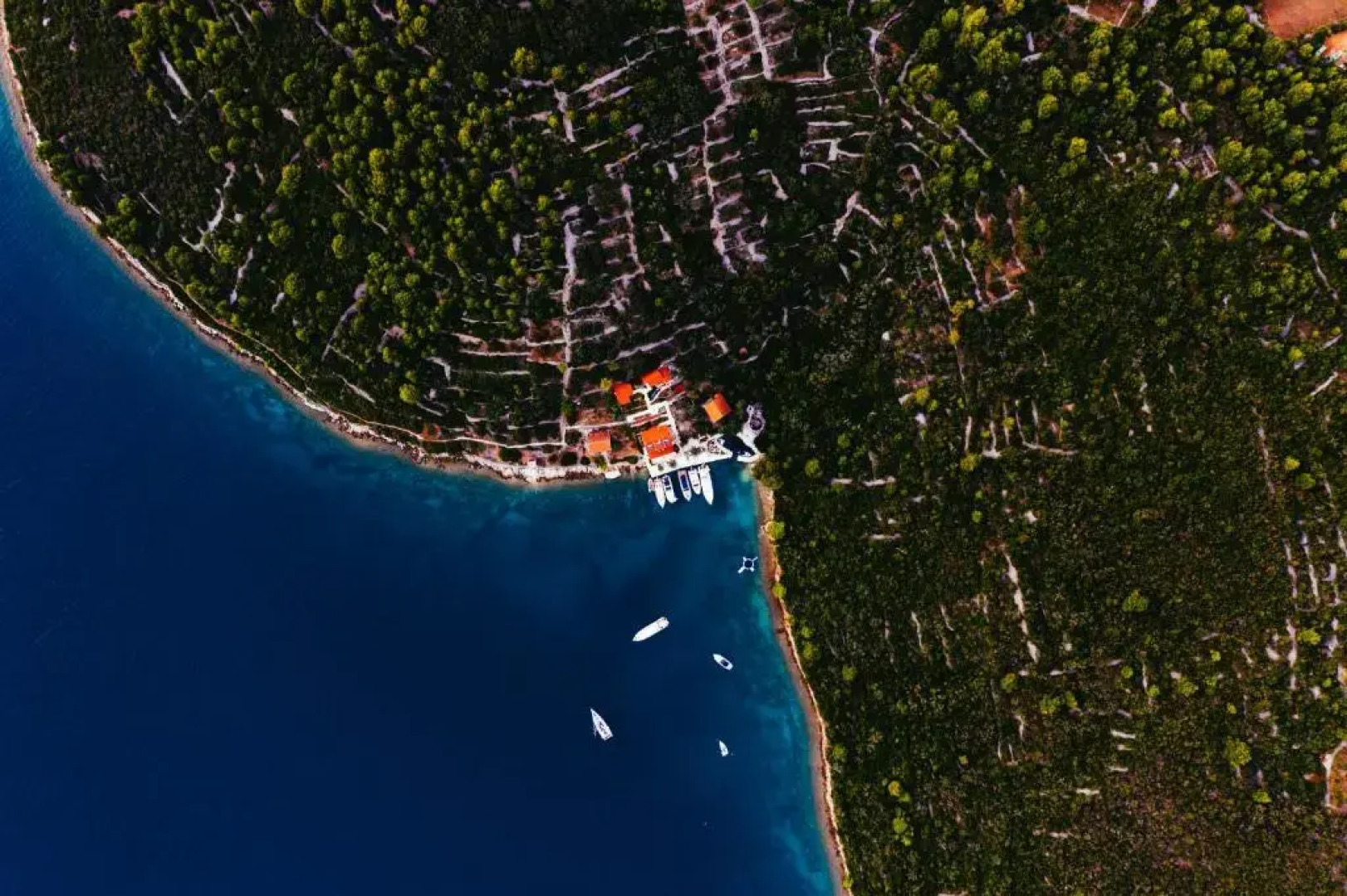 Villa Rava rooms & restaurant