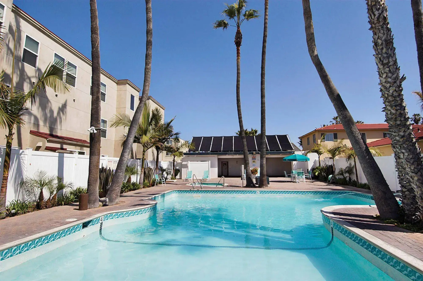 Capri by the Sea by All Seasons Resort Lodging