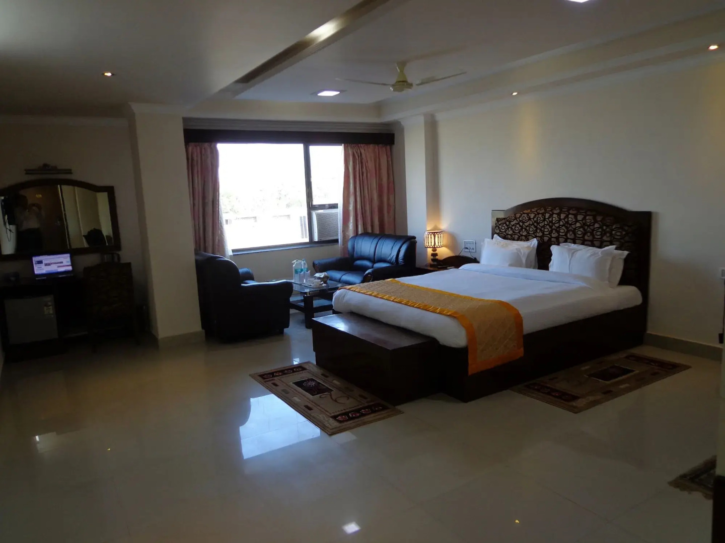 Bodhgaya Regency Hotel