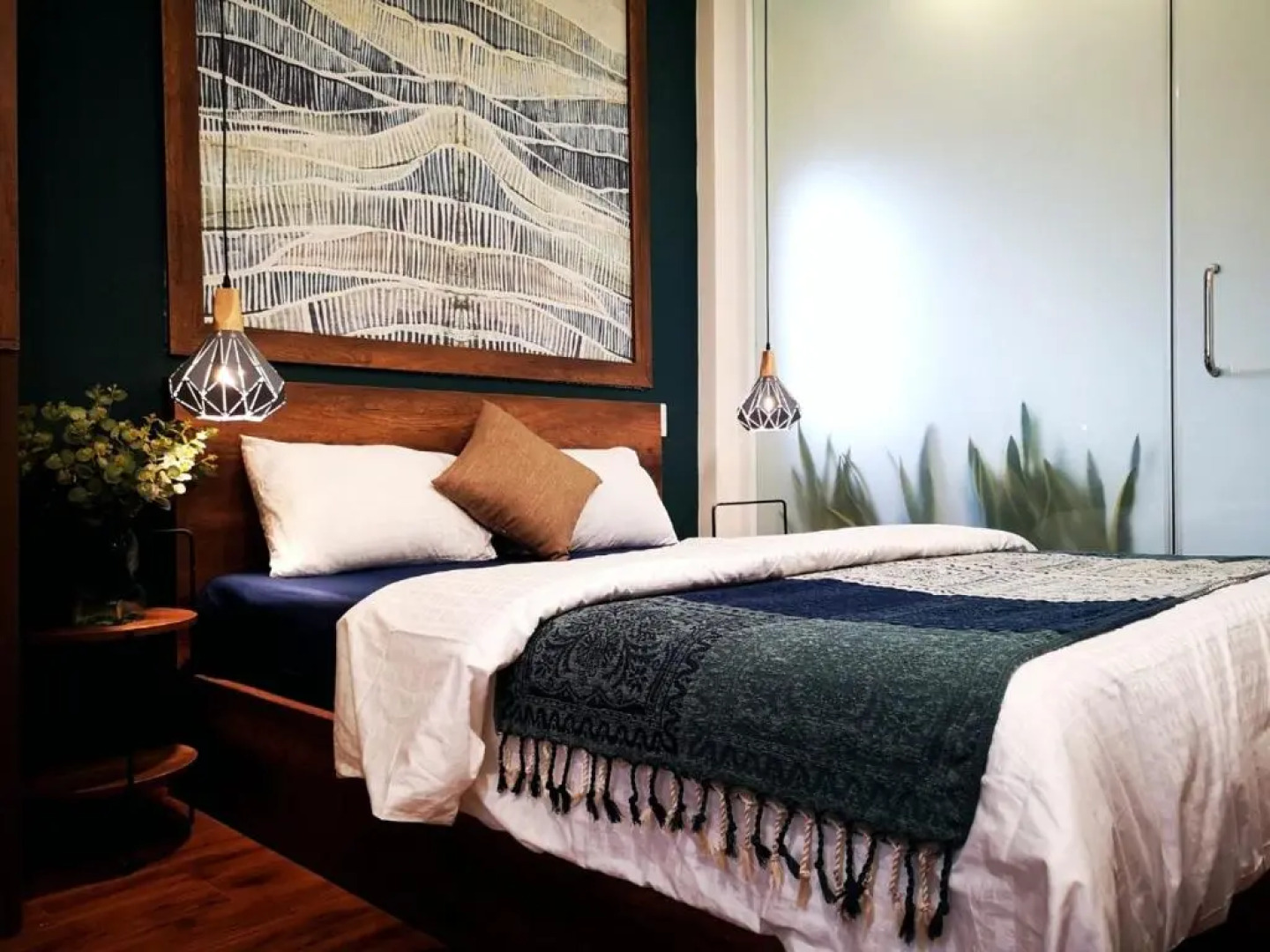 Benzen Boutique Stays Hostel and Apartment