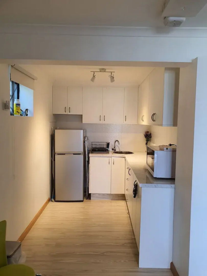 Applebay Guest House