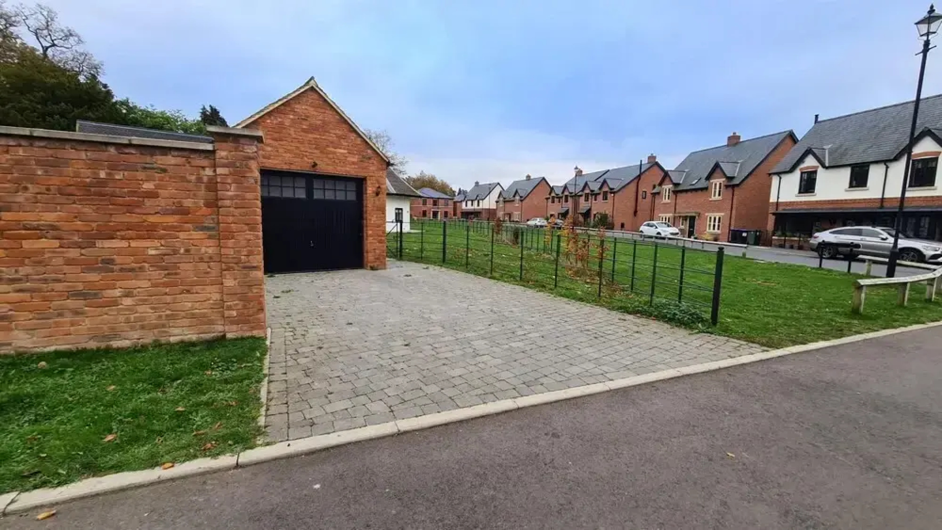 Luxury Converted 1 Bedroom Rugby Near M1 and M6