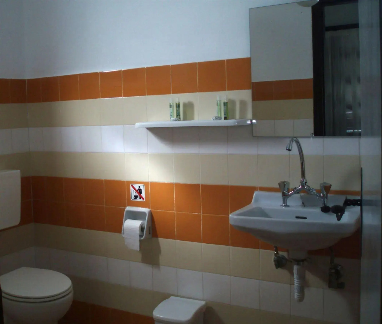 Scorpios Hotel & Suites