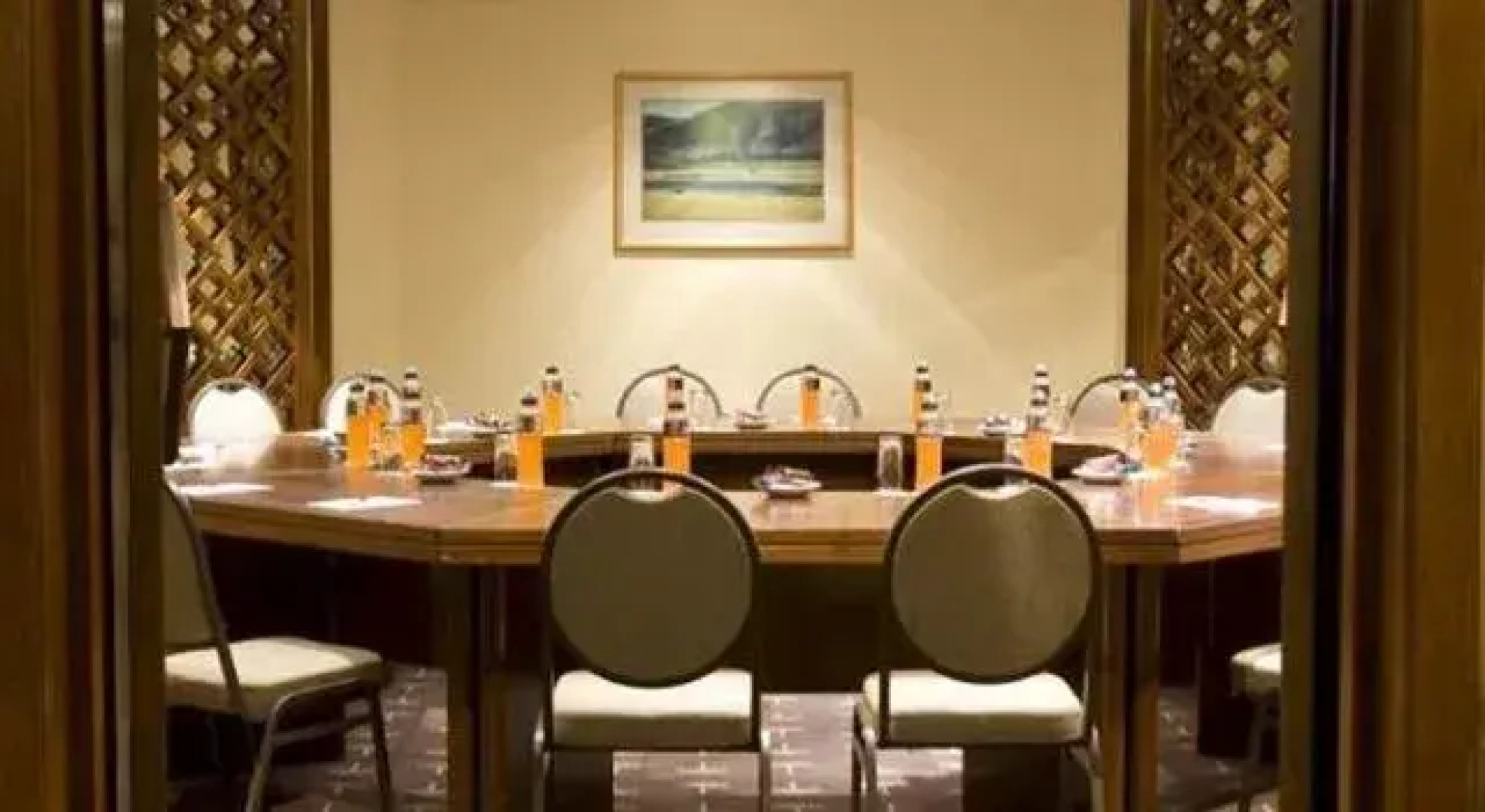 Black Mountain Leisure & Conference Hotel