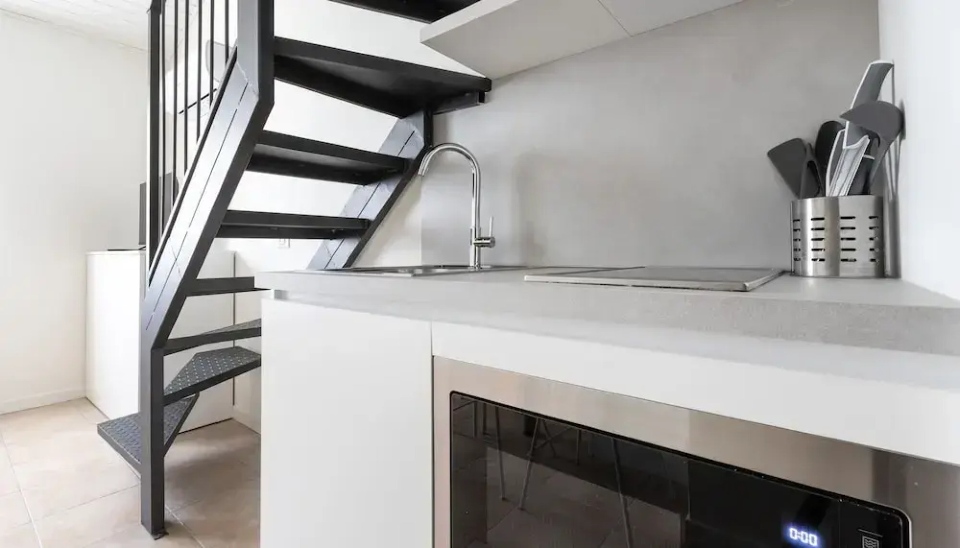 Italianway - The B Village Superior