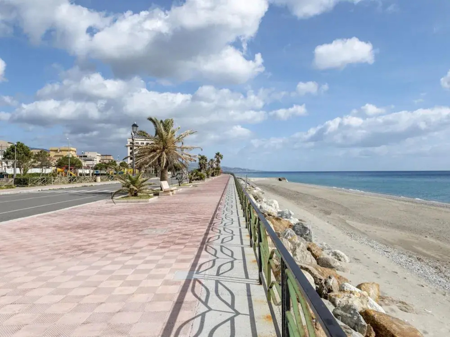 Simplistic Apartment in Siderno near Seabeach