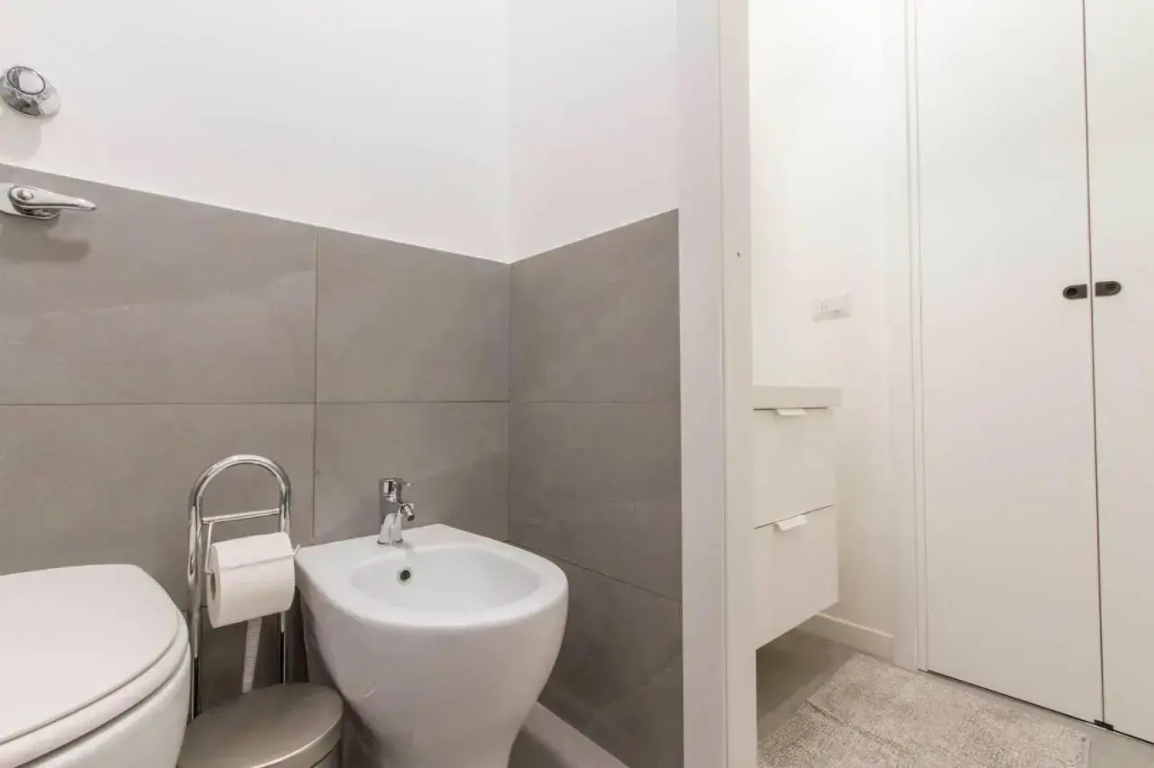 Compact and charming studio Porta Venezia