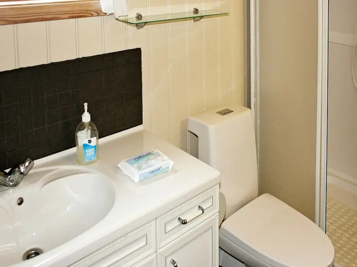 6 Person Holiday Home in Mandal