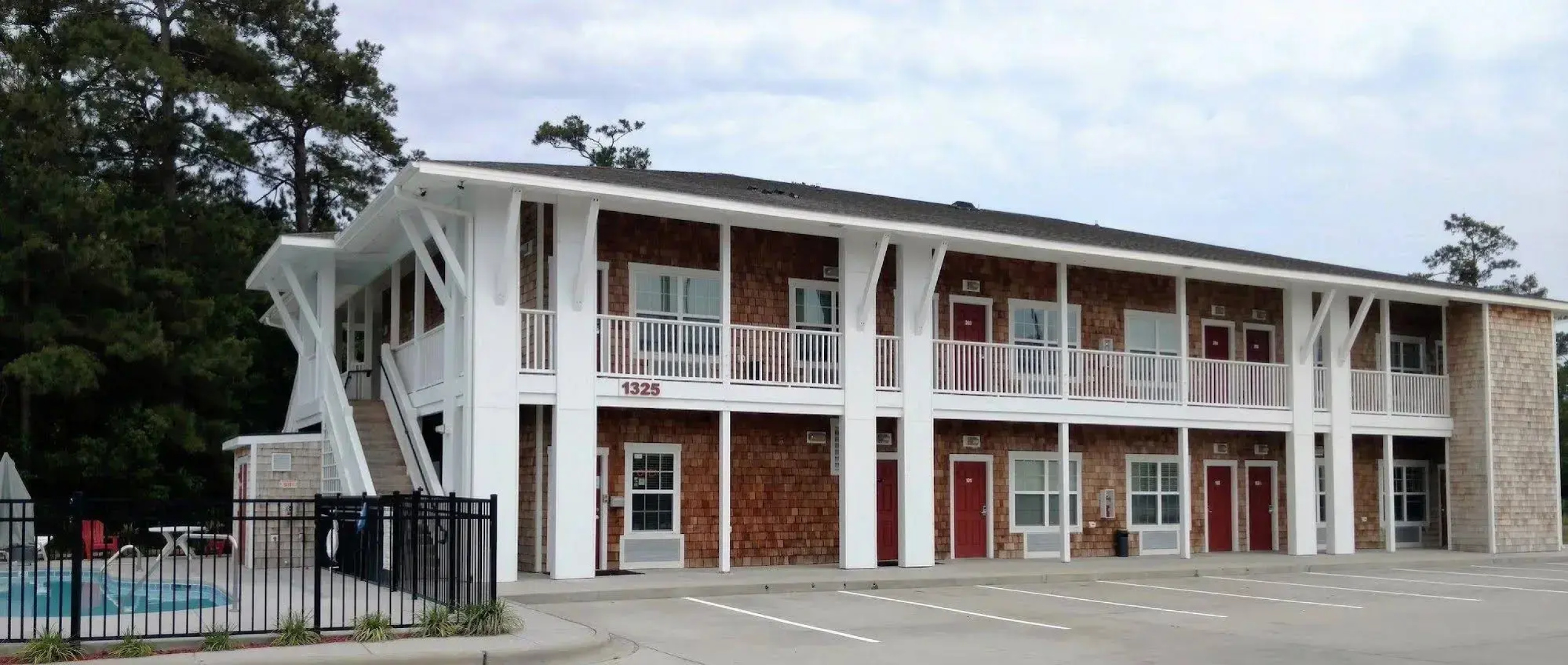 Topsail Shores Inn