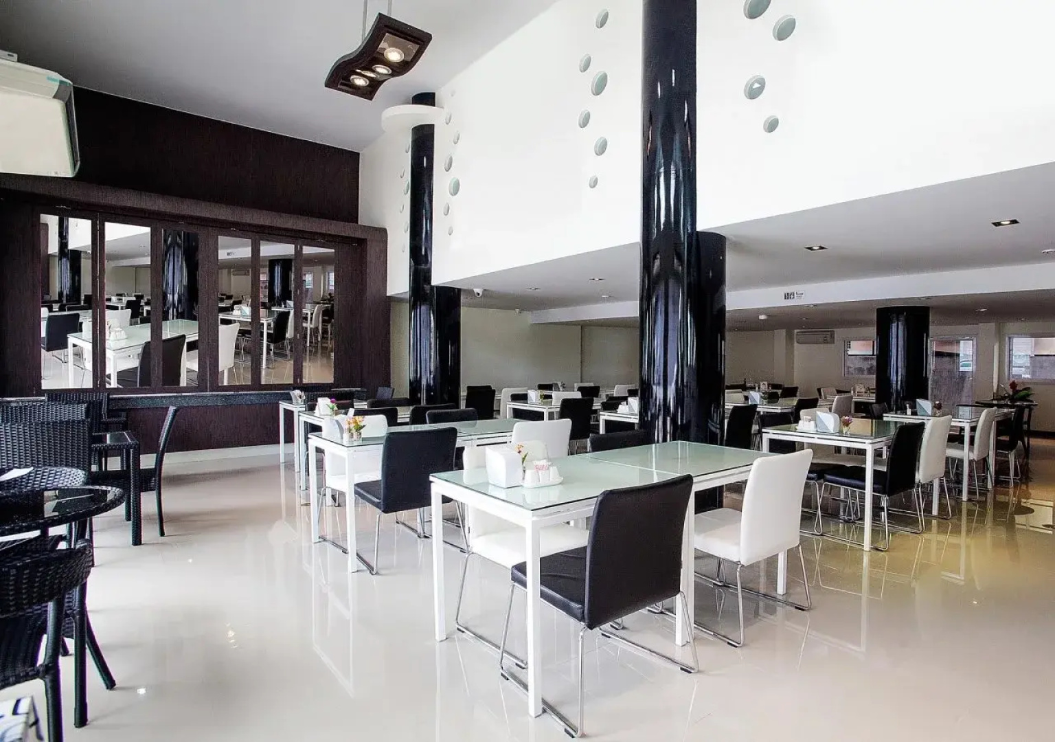 MD Grand Hotel
