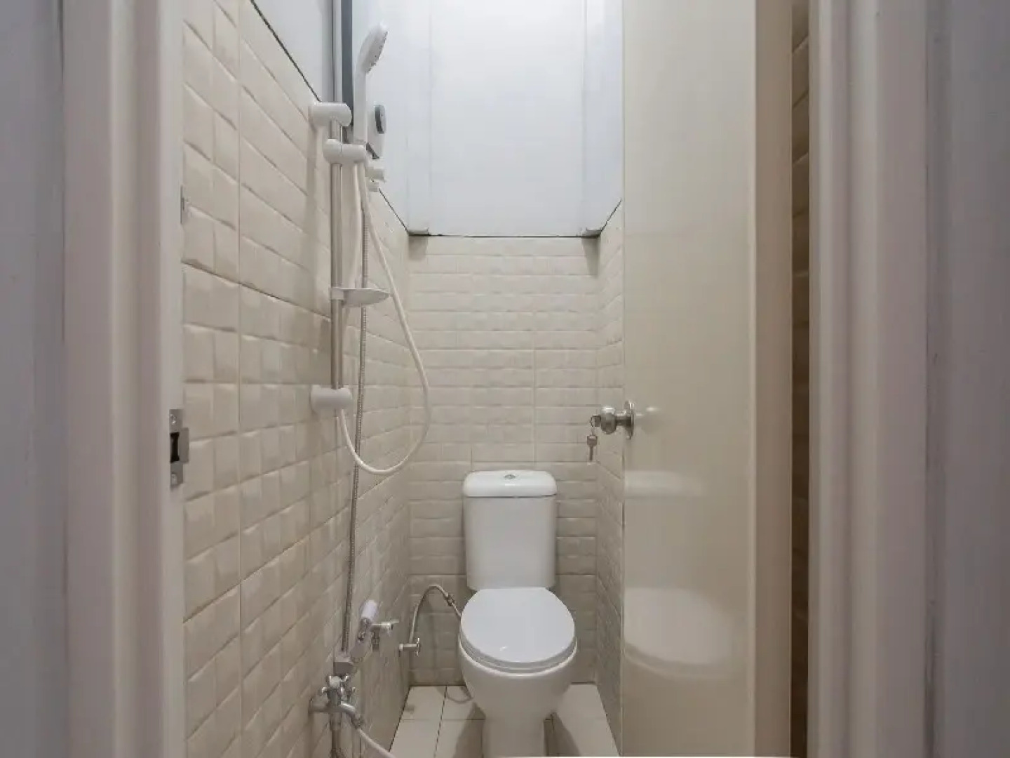 RedDoorz Syariah near Wisata Situ Gunung Sukabumi