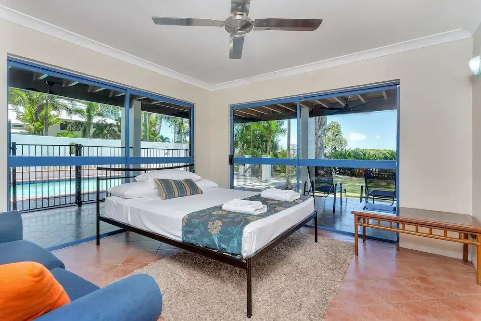 Dolce Vita Beachfront Holiday House