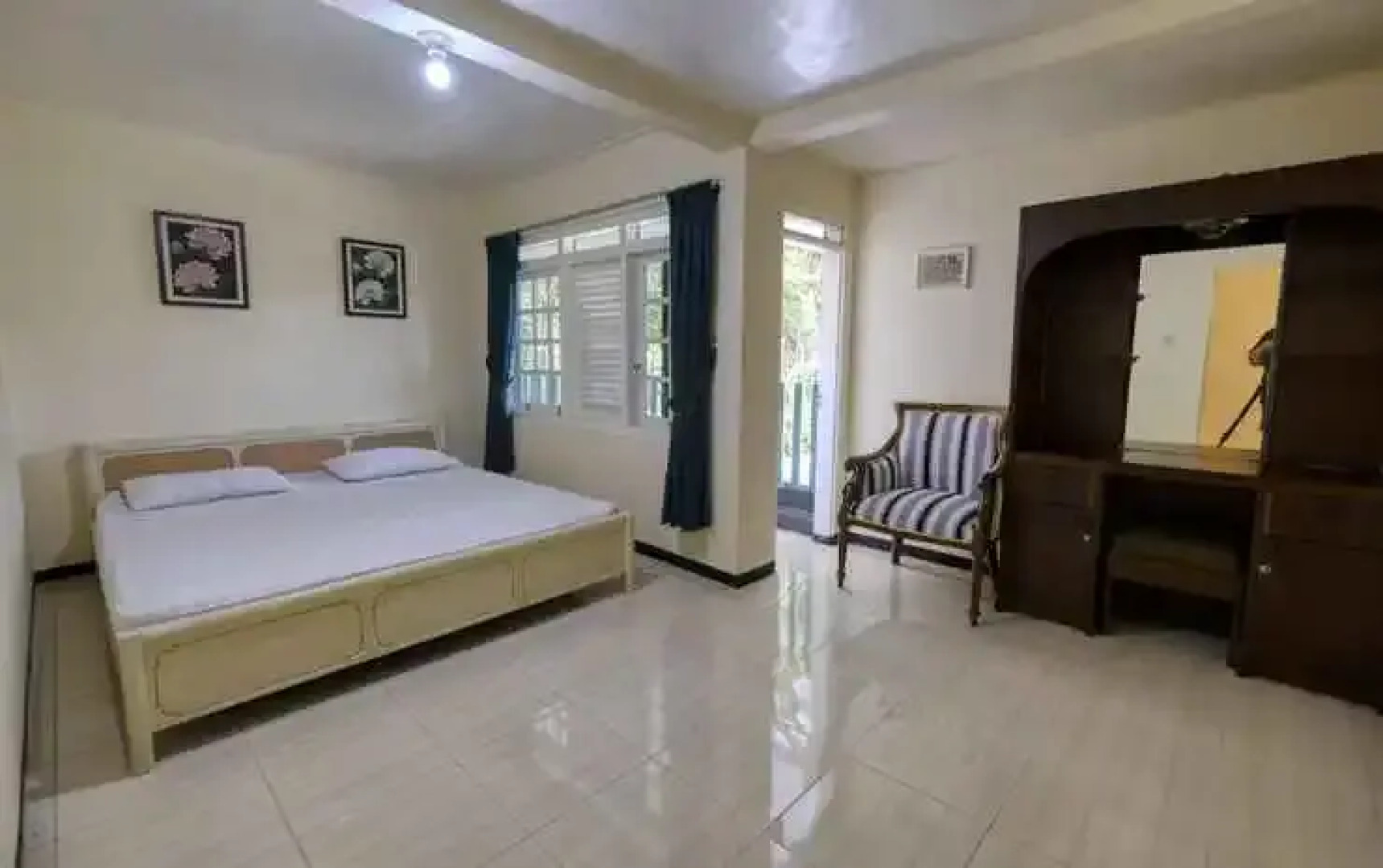 Villa Lotus 5BR Rumah Gadog