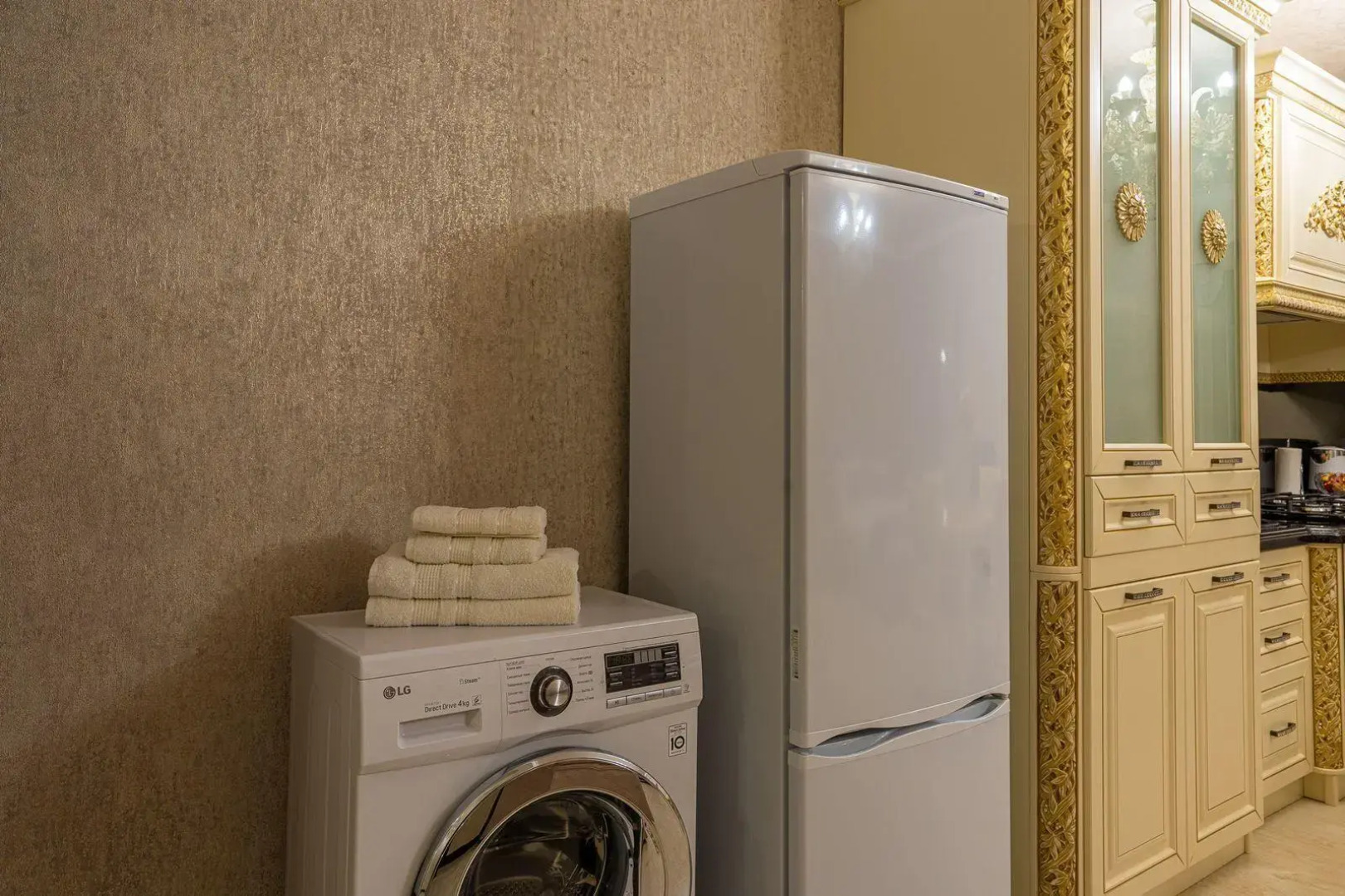 Апартаменты 5 звезд на улице Шамиля Джикаева 5А