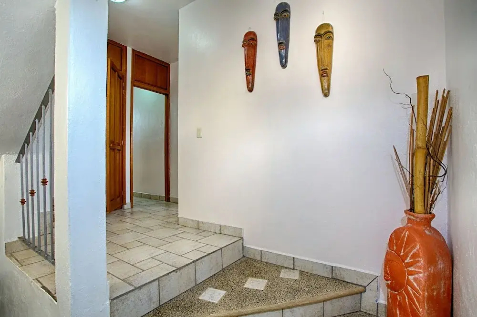 Casa de los Ninos 3 BR by Casago