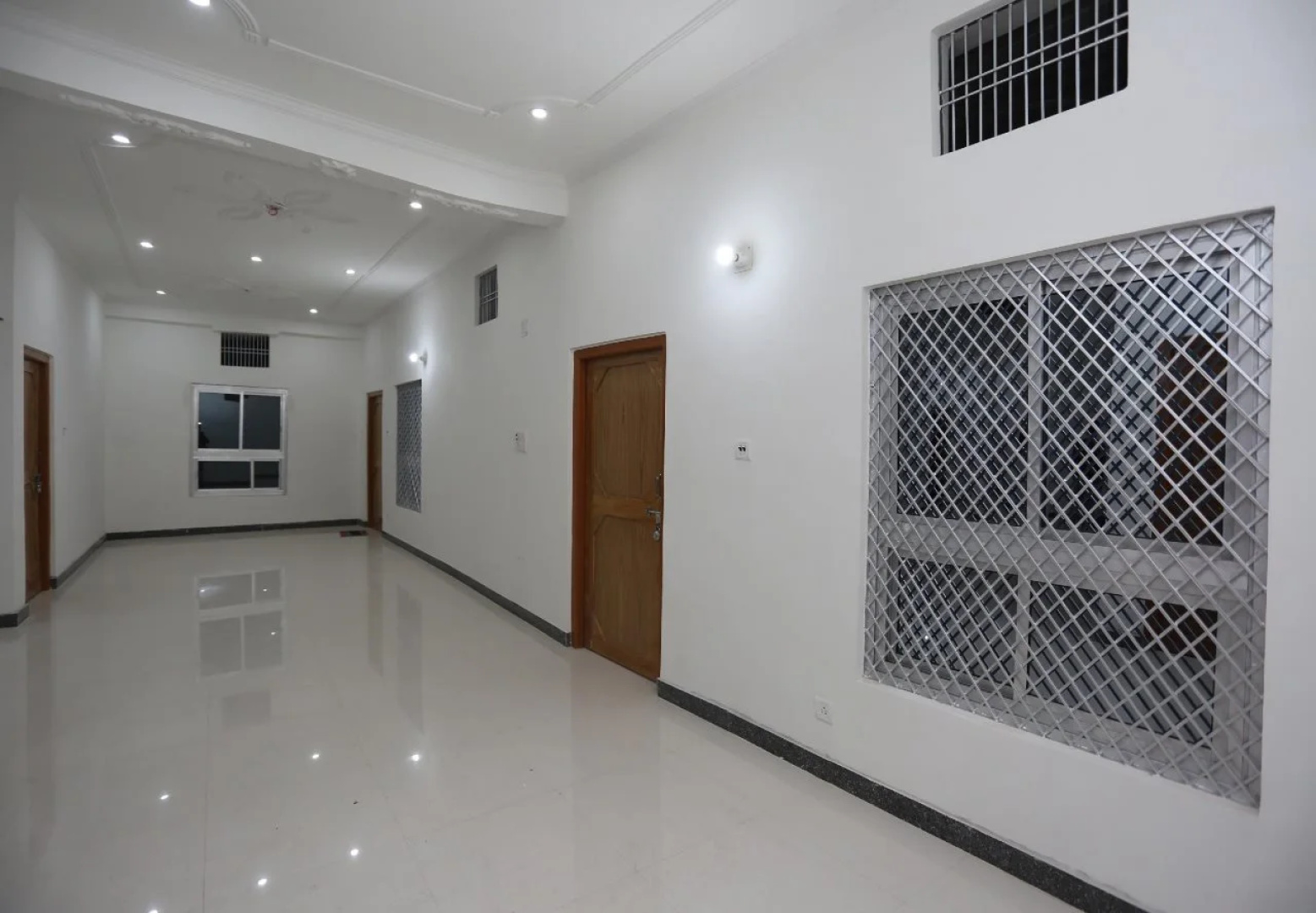 OYO 26852 Hanumant Palace