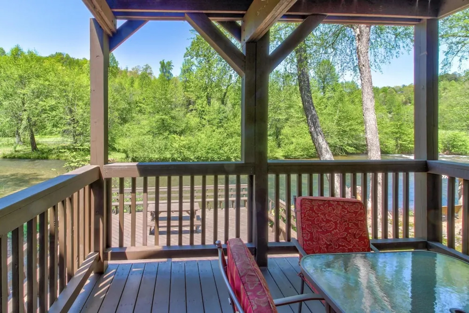 Chattahoochee River Edge Condominiums