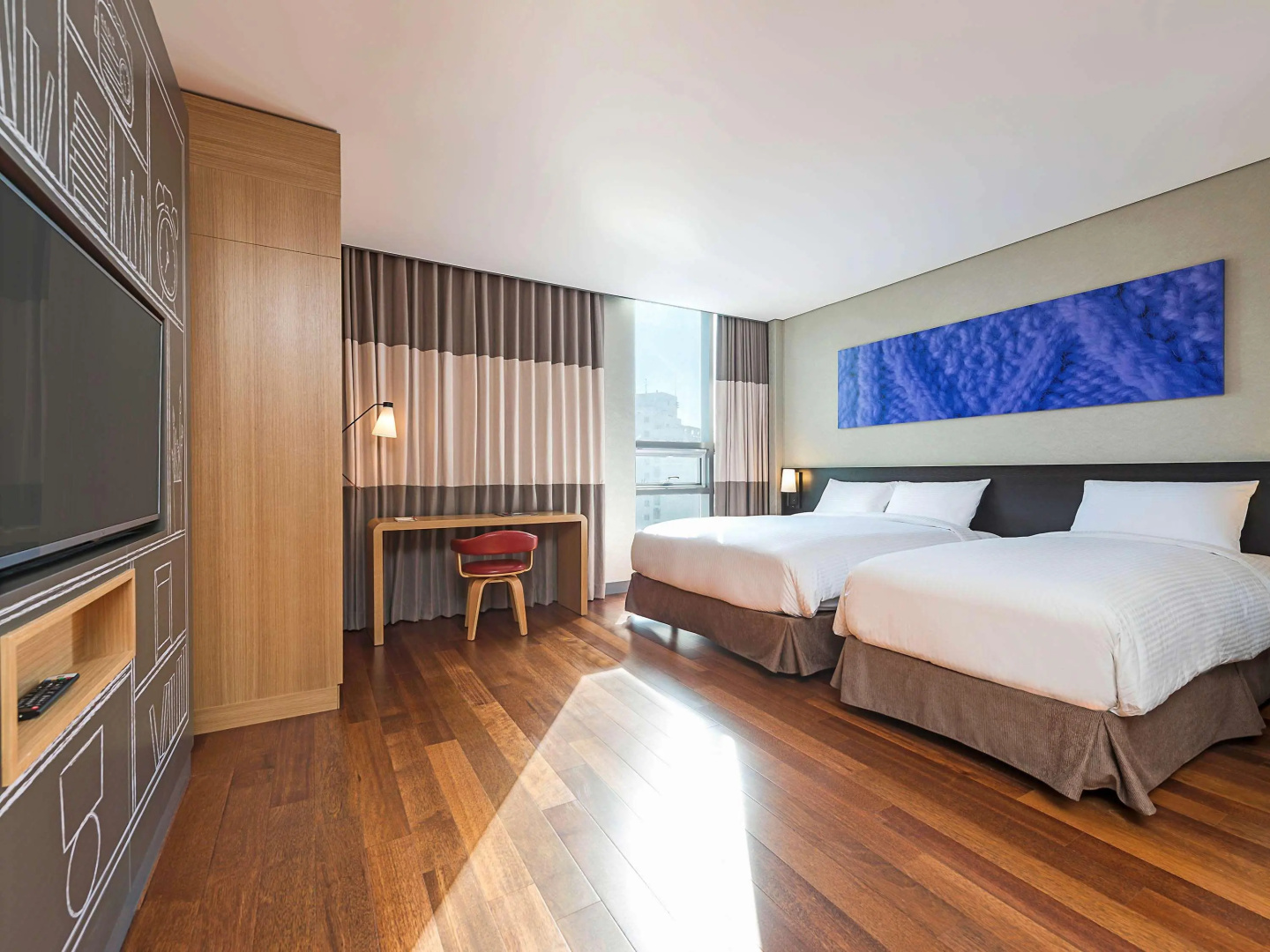 Central Seven Hotel