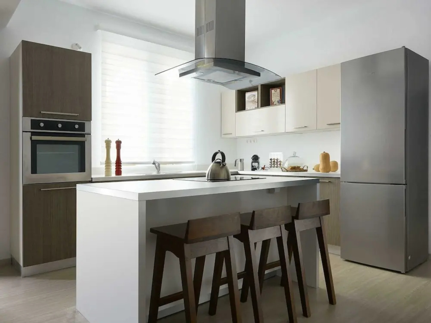 Luxury Villa With Heated Pool 700m to the Beach