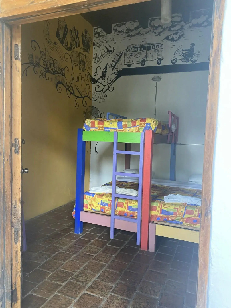 Rossco Hostel