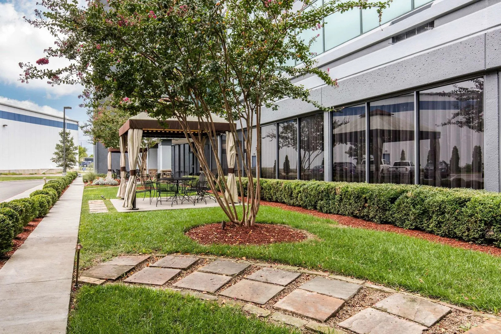 Holiday Inn Nashville Downtown - Stadium by IHG