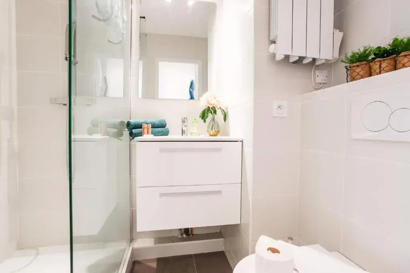 L'ANGE GARDIEN III AP4293 By Riviera Holiday Homes