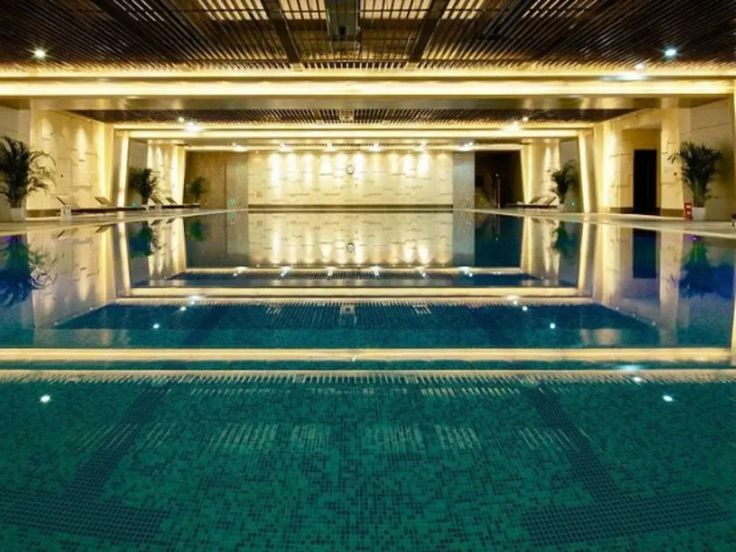 Nanjing Lakehome Hotels and Resorts