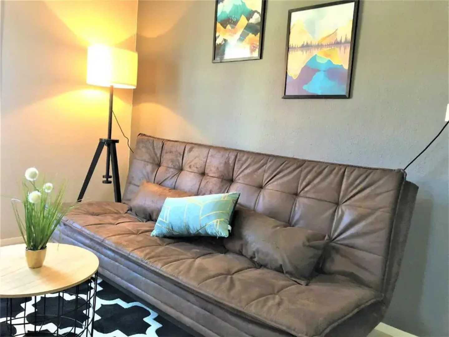 Central-Modern-Luxury with Balcony, The Lake by SA-Grandeur