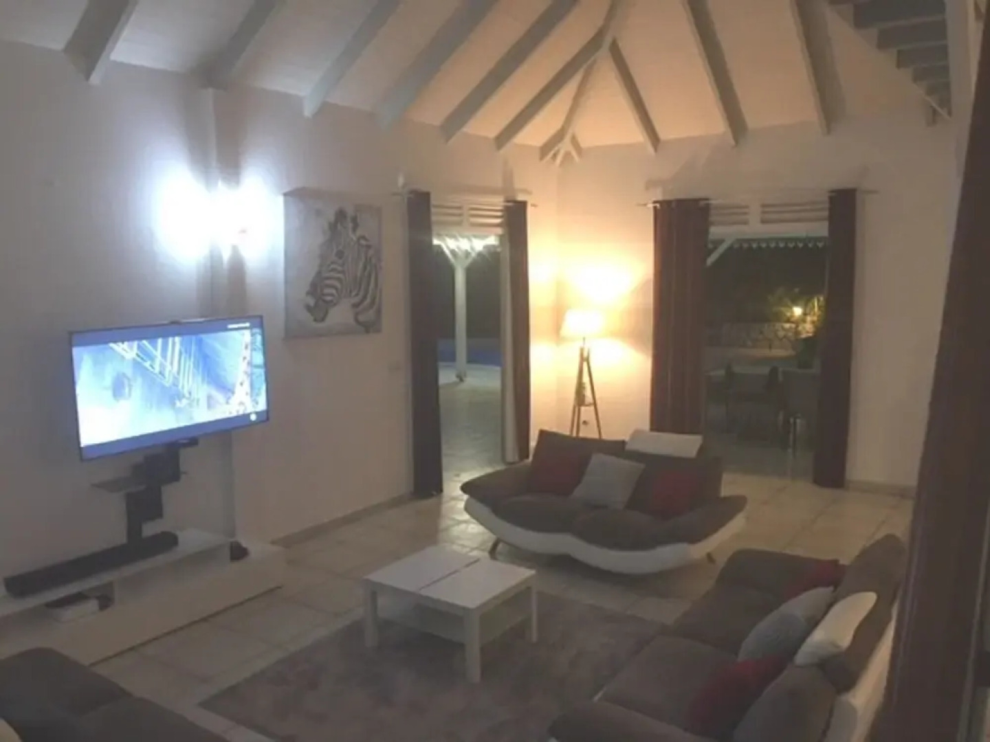 Villa With 4 Bedrooms in Baie Mahault, With Wonderful Mountain View, P