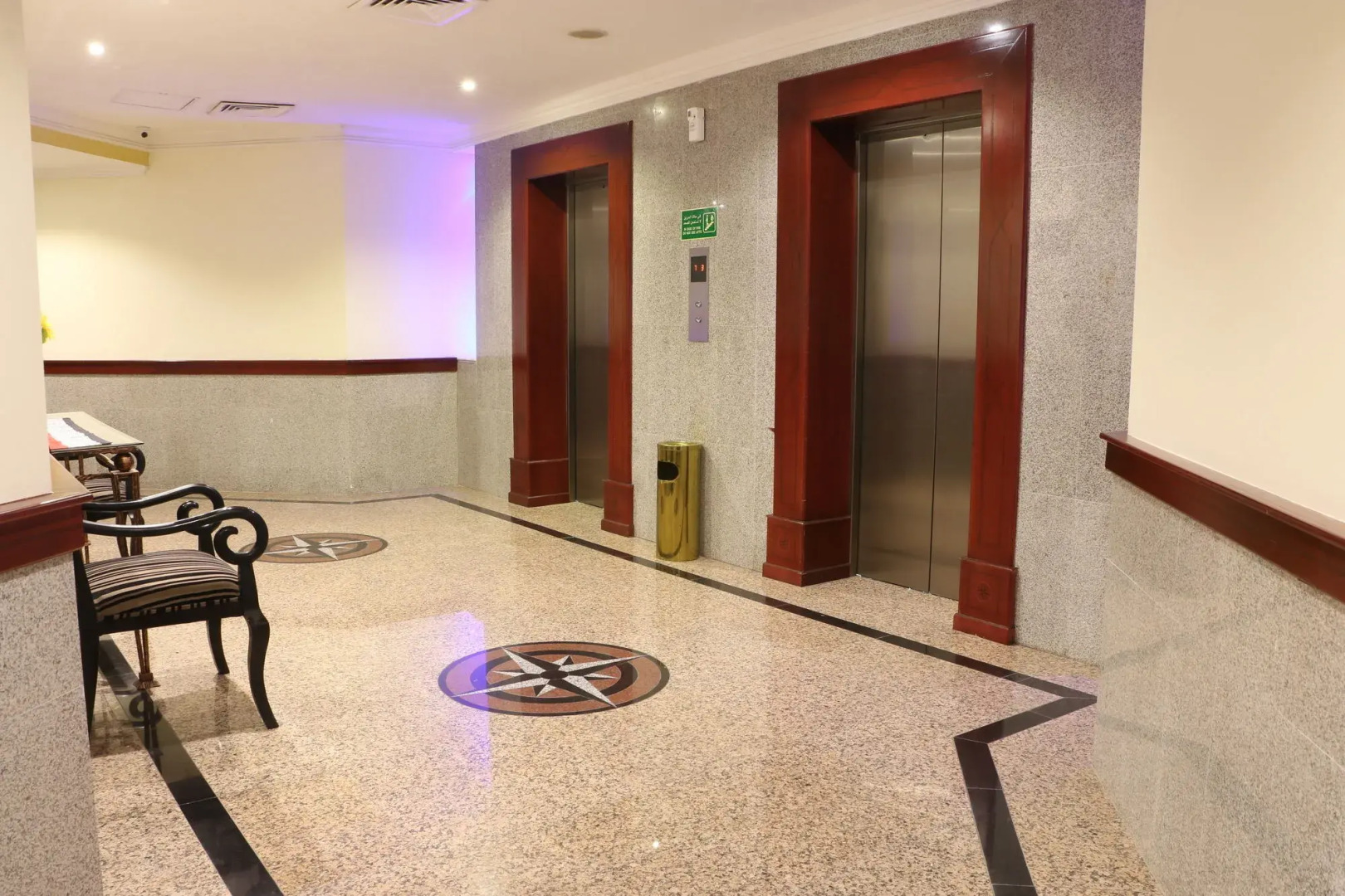 Pars International Hotel