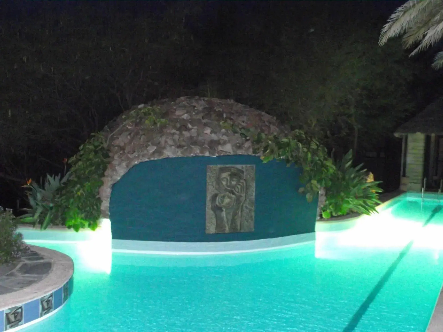 Nirvana Restaurant And Retreat