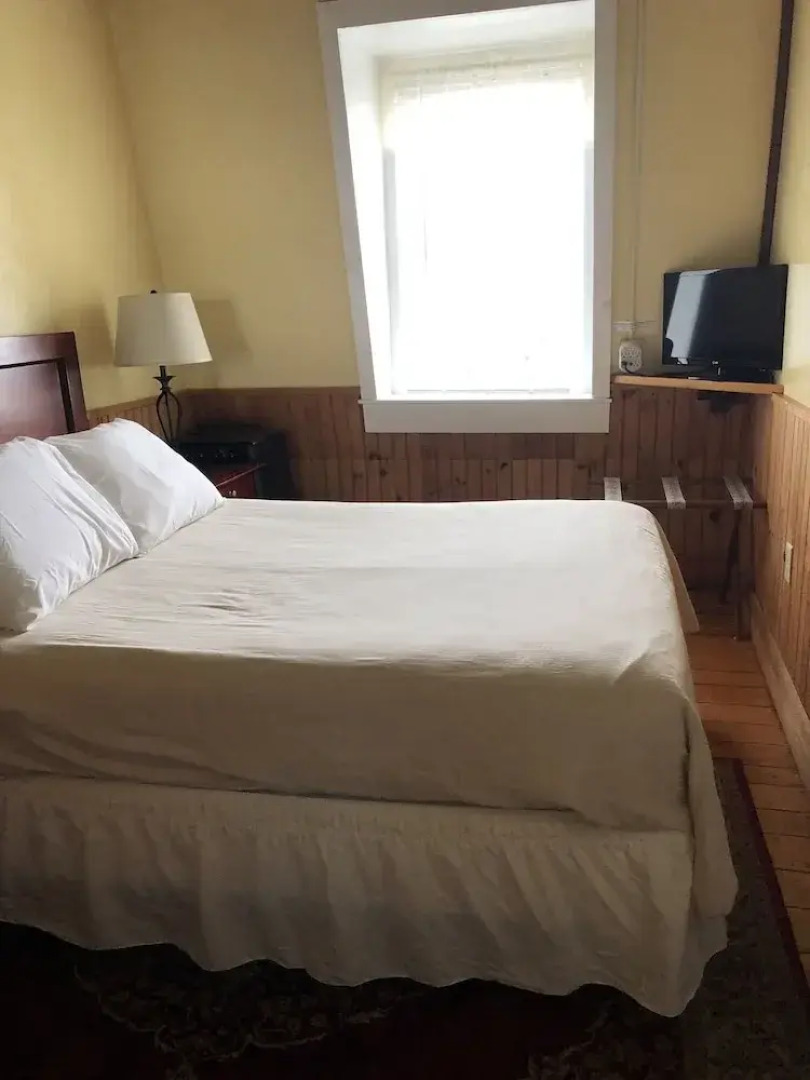 Harborside Inn