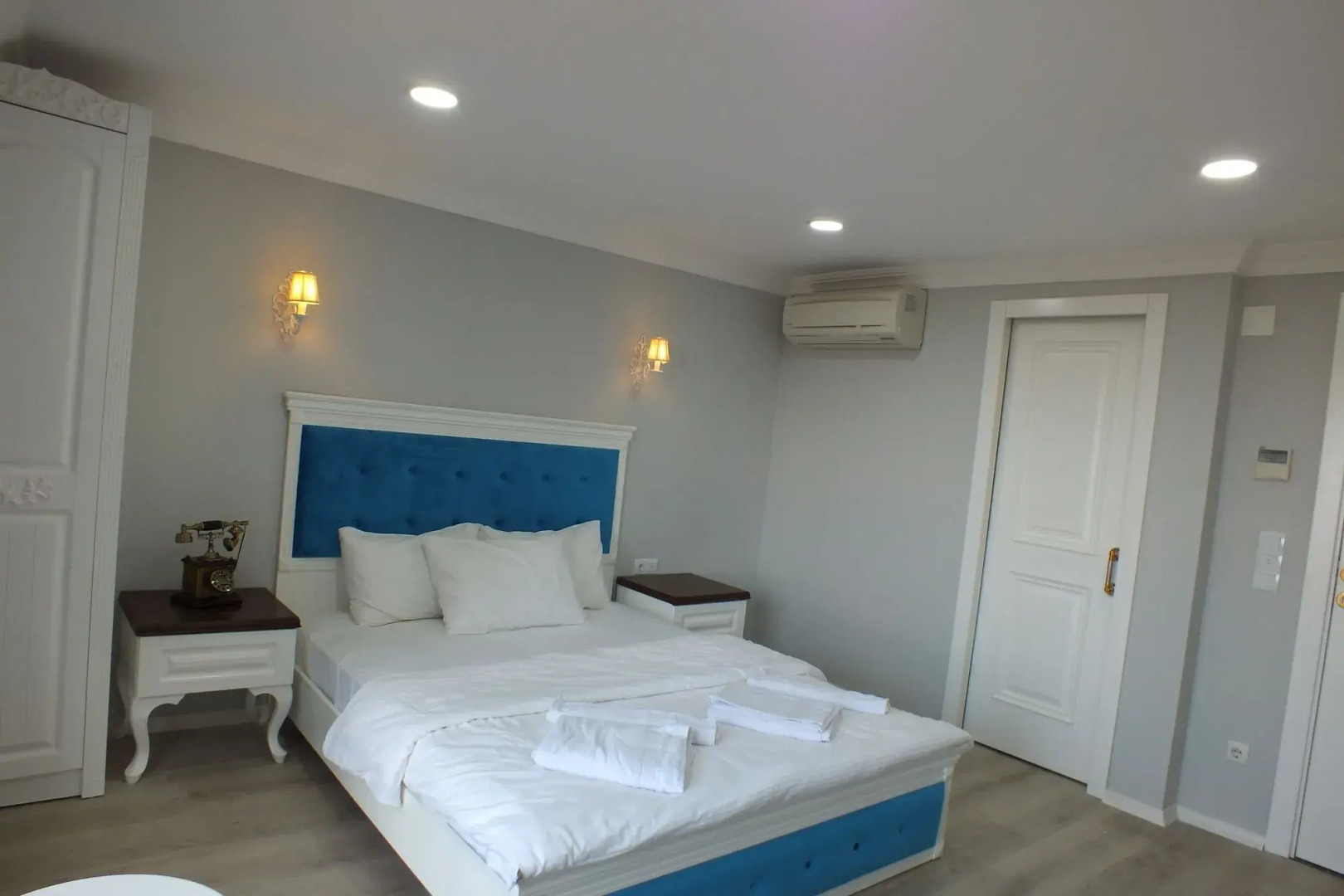 Real King Boutique Hotel