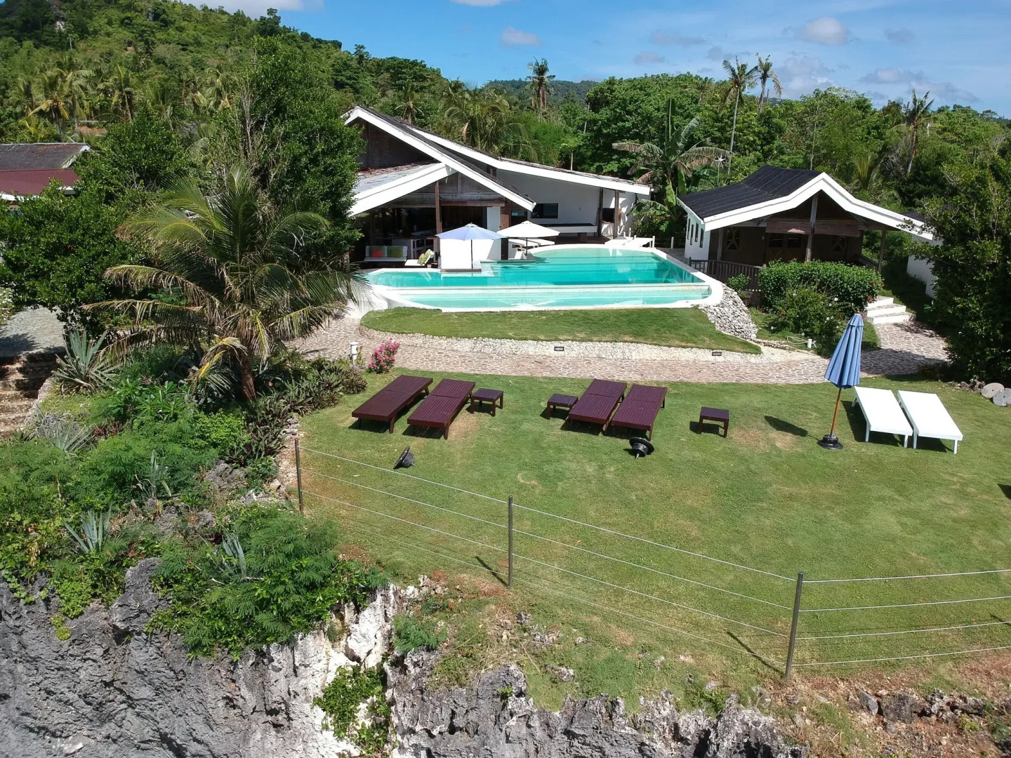 Kawayan Holiday Resort