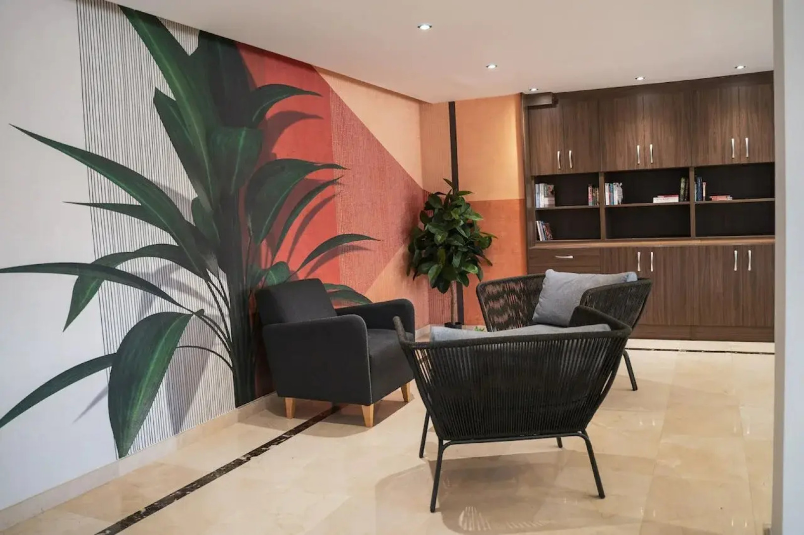 Beatrix 2000 - Caliu apartments