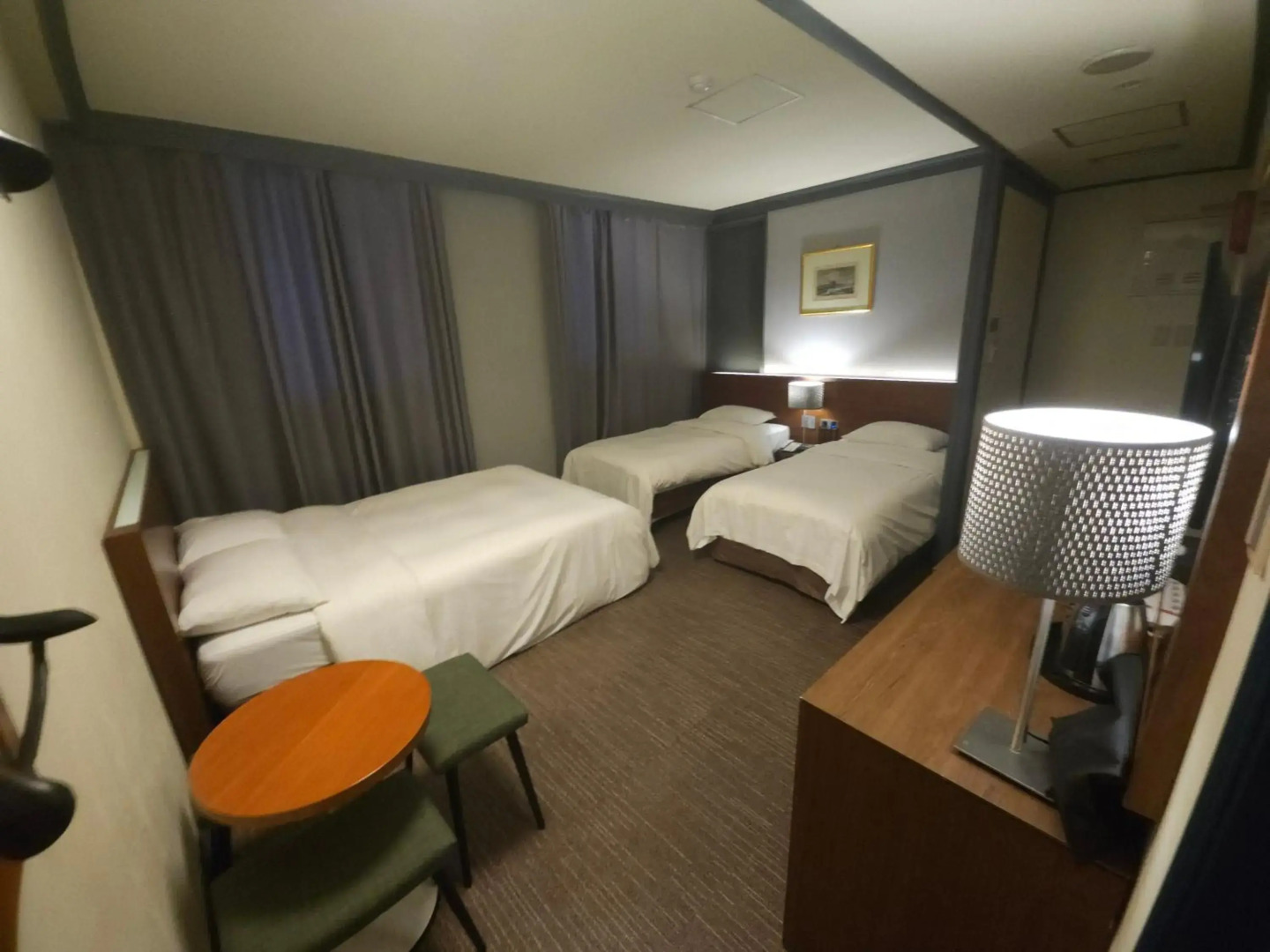 Insadong Crown Hotel