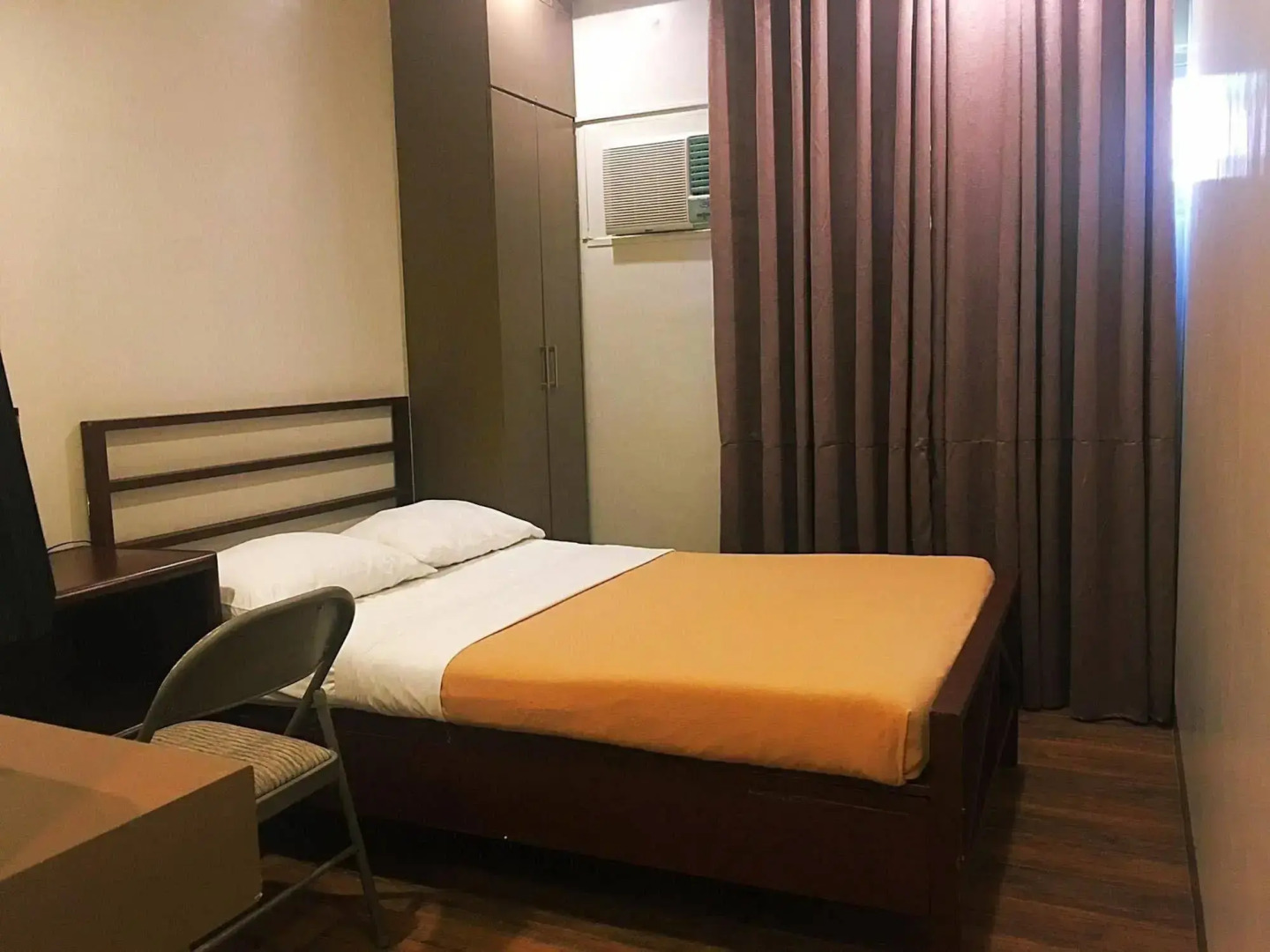 Hotel Tiffany - Laoag