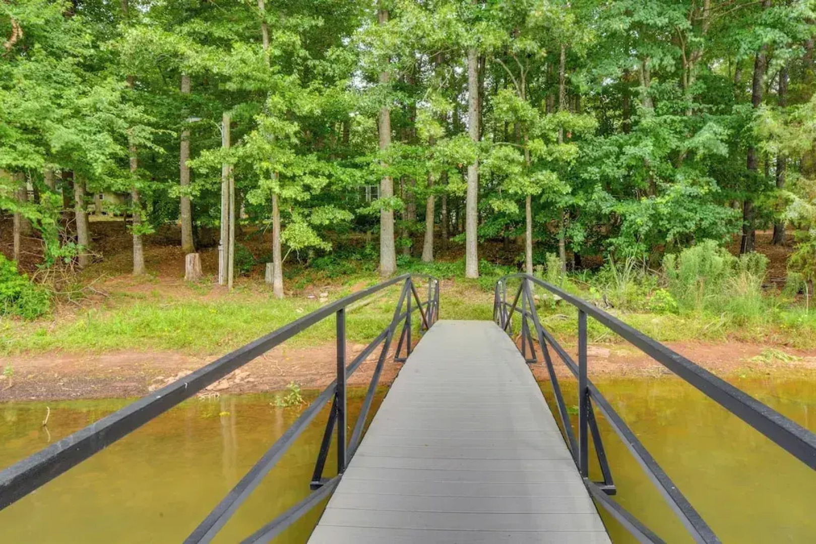 Peaceful Lake Hartwell Hideaway w/ Boat Dock!