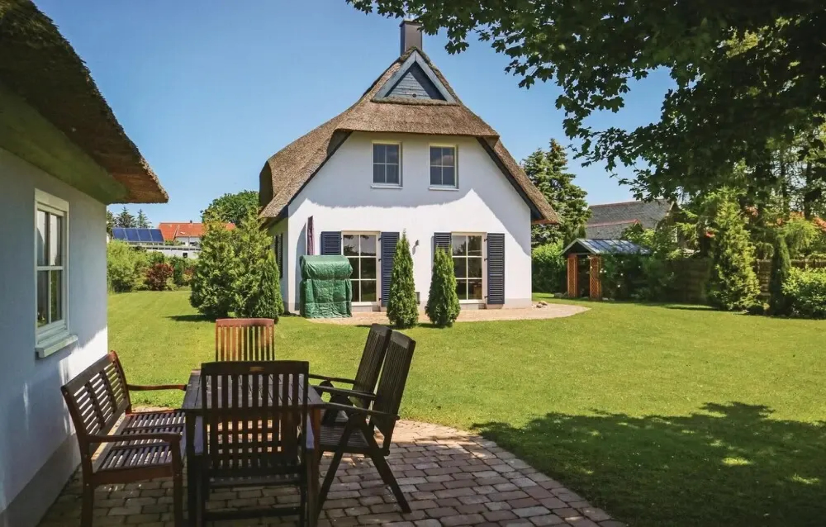 Beautiful Home in Börgerende With 3 Bedrooms, Sauna and Wifi