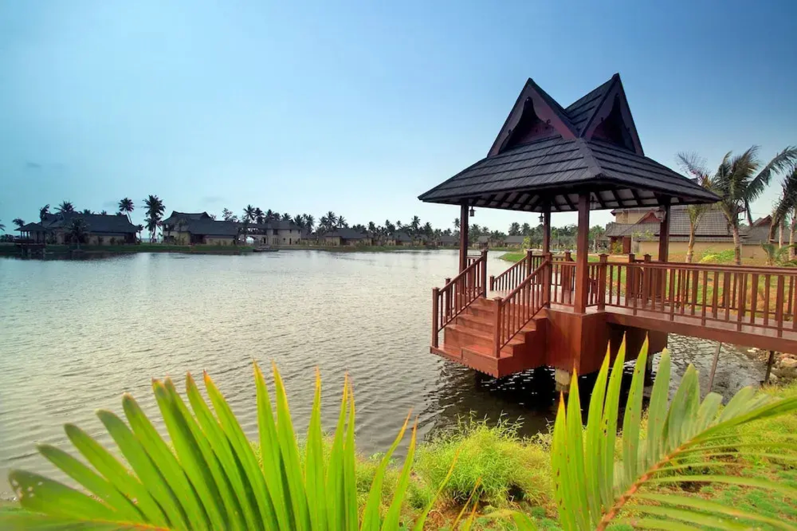 Radisson Plaza Resort & Spa