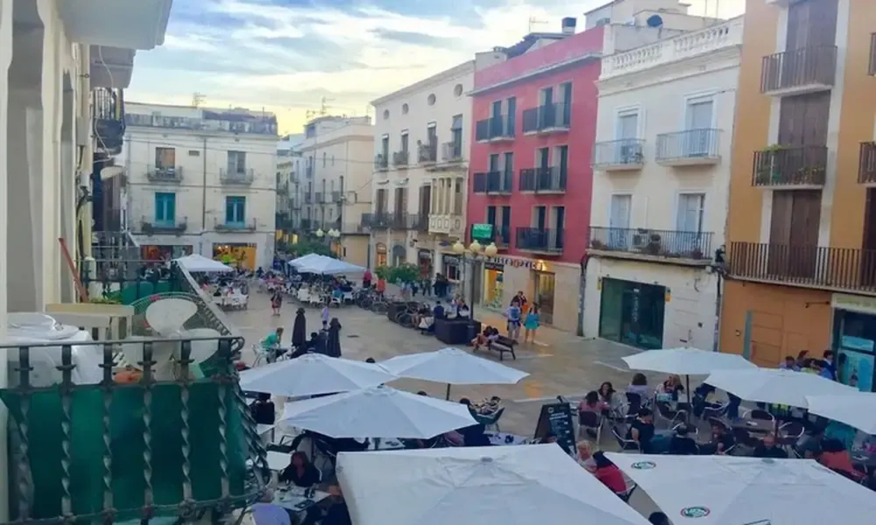 Nasta Vilanova Apartment