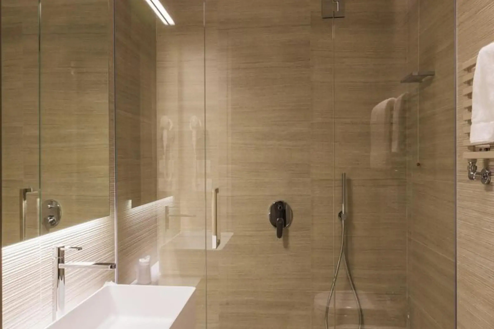 Glance Hotel In Florence