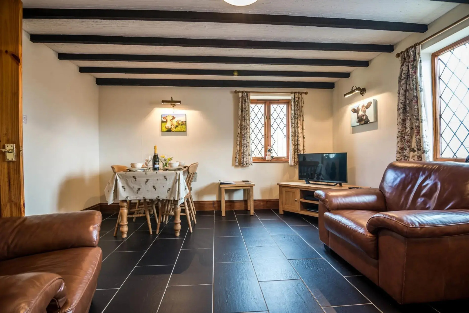 The Brambles - 2 Bedroom Cottage - Llanteg