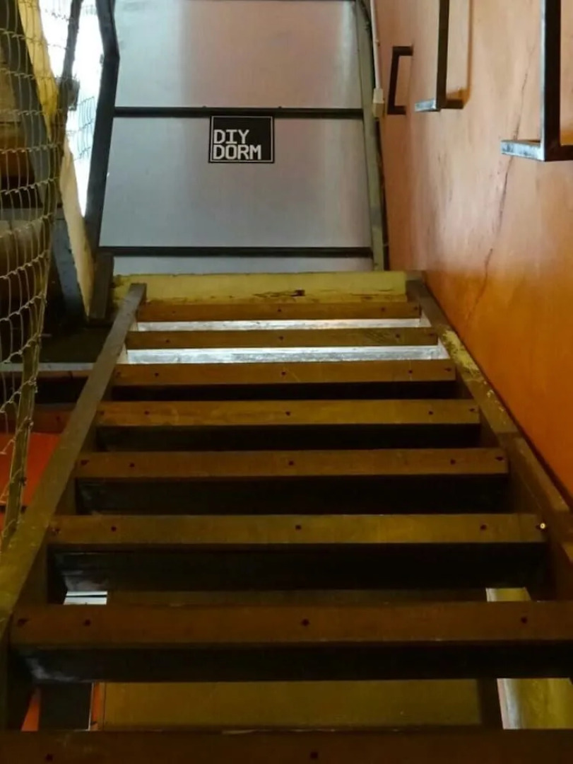 DIY Dorm - Hostel