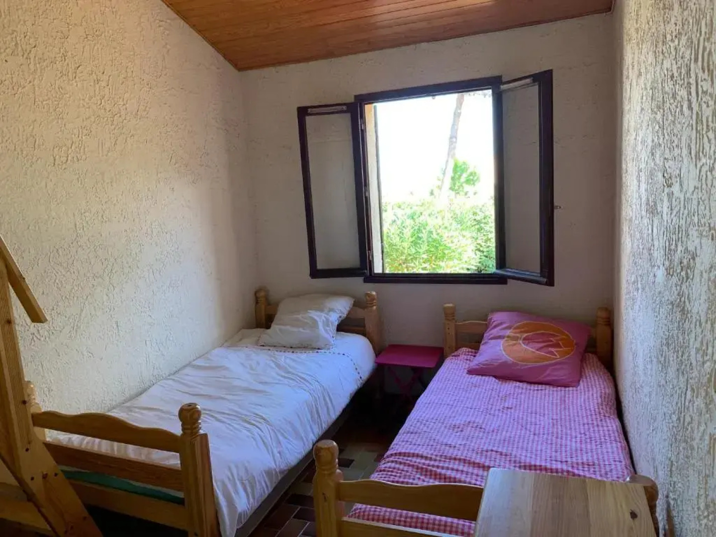 Mini villa climatisée - Vue mer - Mer à 50 m - Jardin et 2 terrasses 300 m2