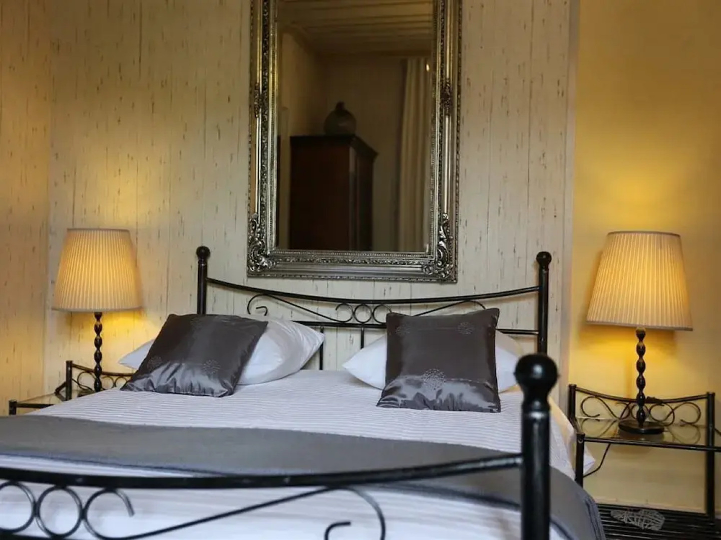 La Cour Des Nobles - Les Remparts du Berckheimer Hof