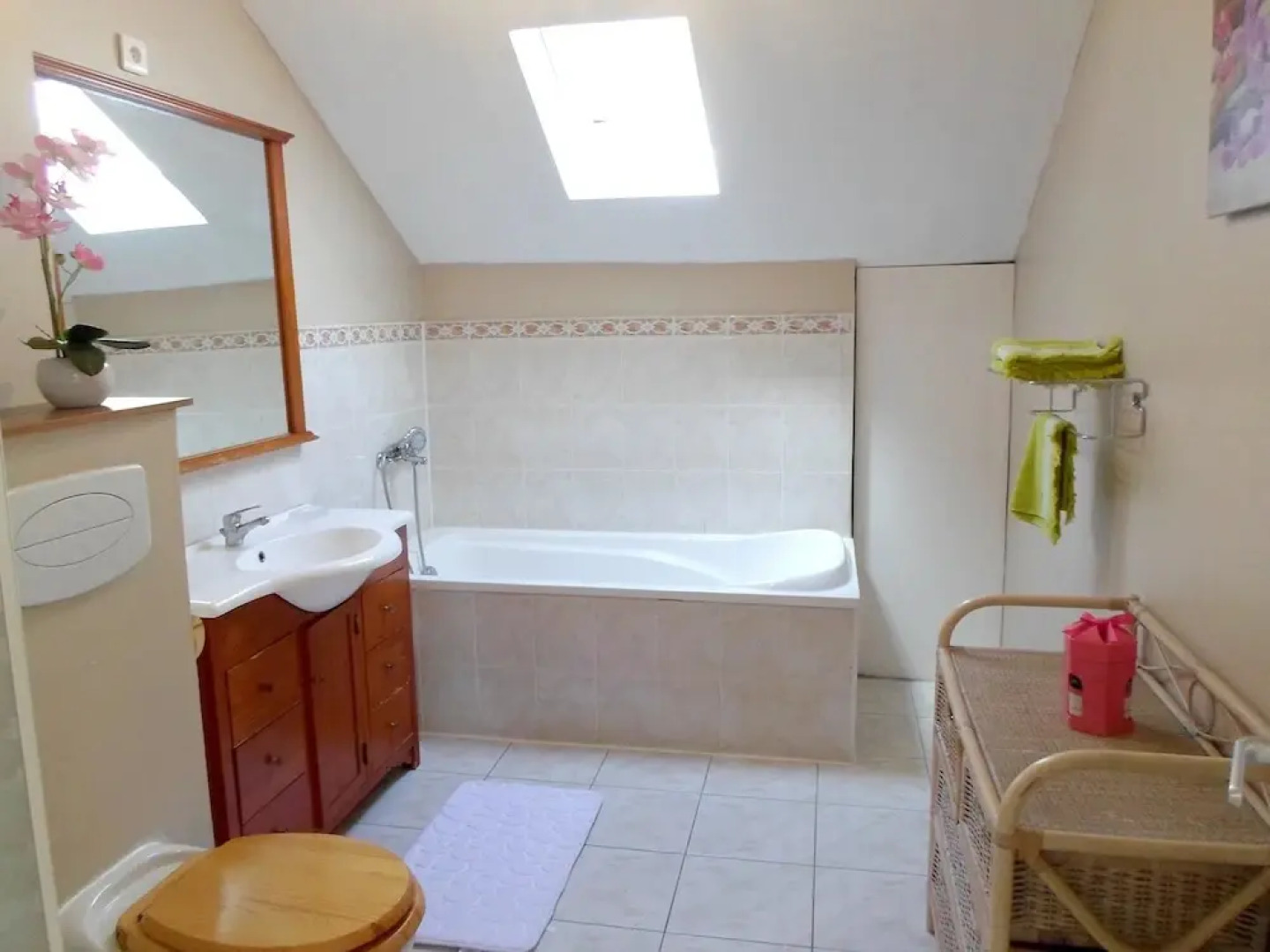 House With 4 Bedrooms in La Motte-en-champsaur, With Wonderful Mountai