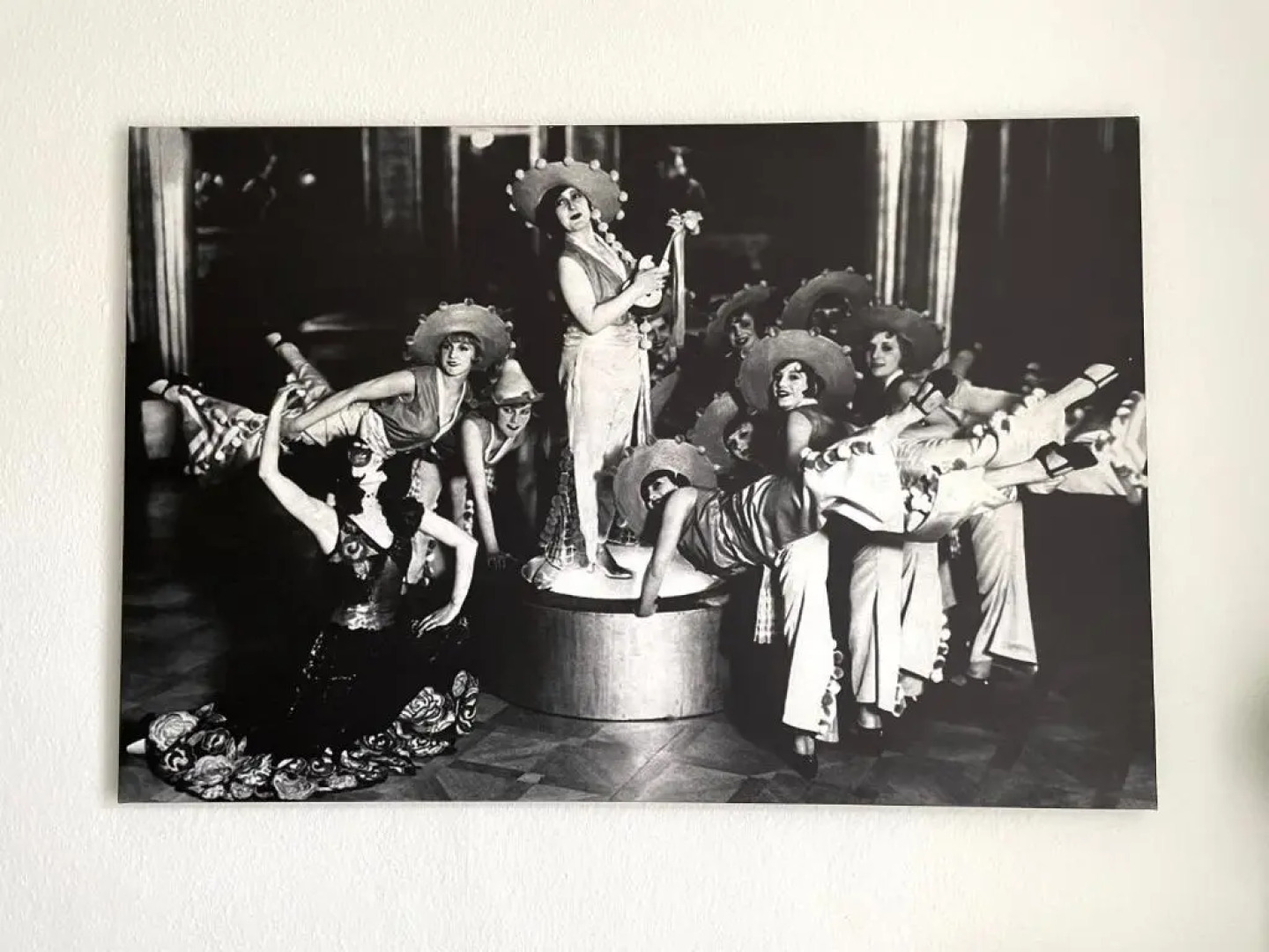 BAUHAUS Design-Luxus Apartment, 20er Jahre Stil, Garten