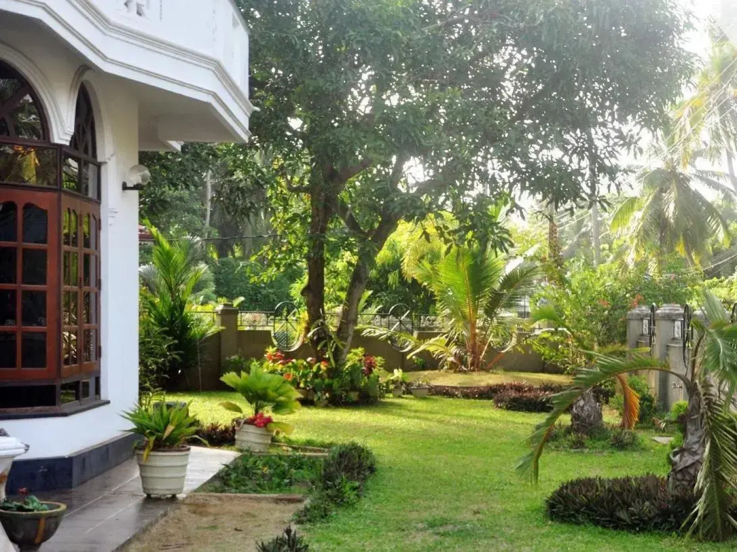 Srinik Guest House