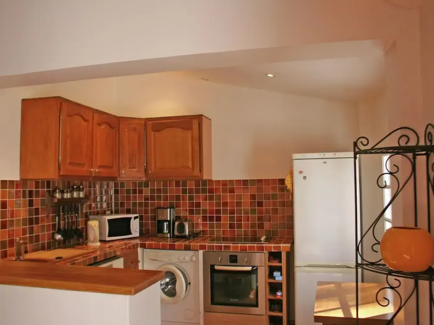 Rural House With Private Pool, at Only 3 km From the Lively Town of Draguignan